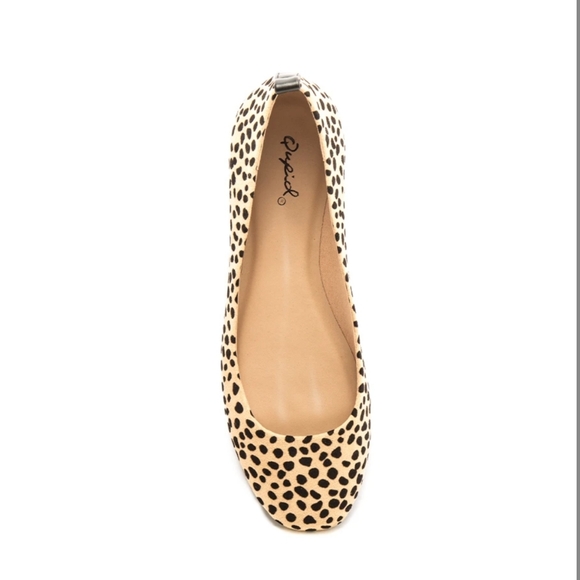 LEOPARD( CHEETAH) BALLERINA FLATS - Picture 4 of 4